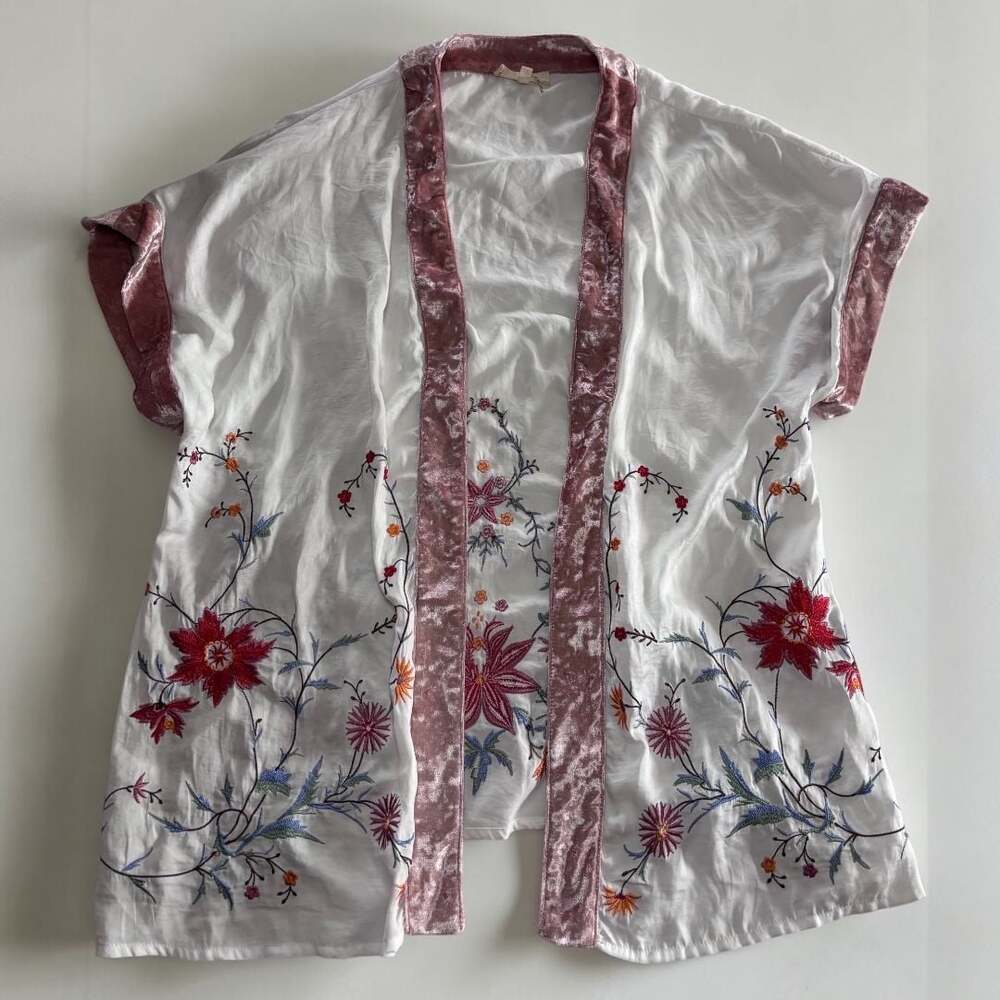 Entro White Floral Embroidered Velvet Trim Kimono Cardigan S - Picture 1 of 7